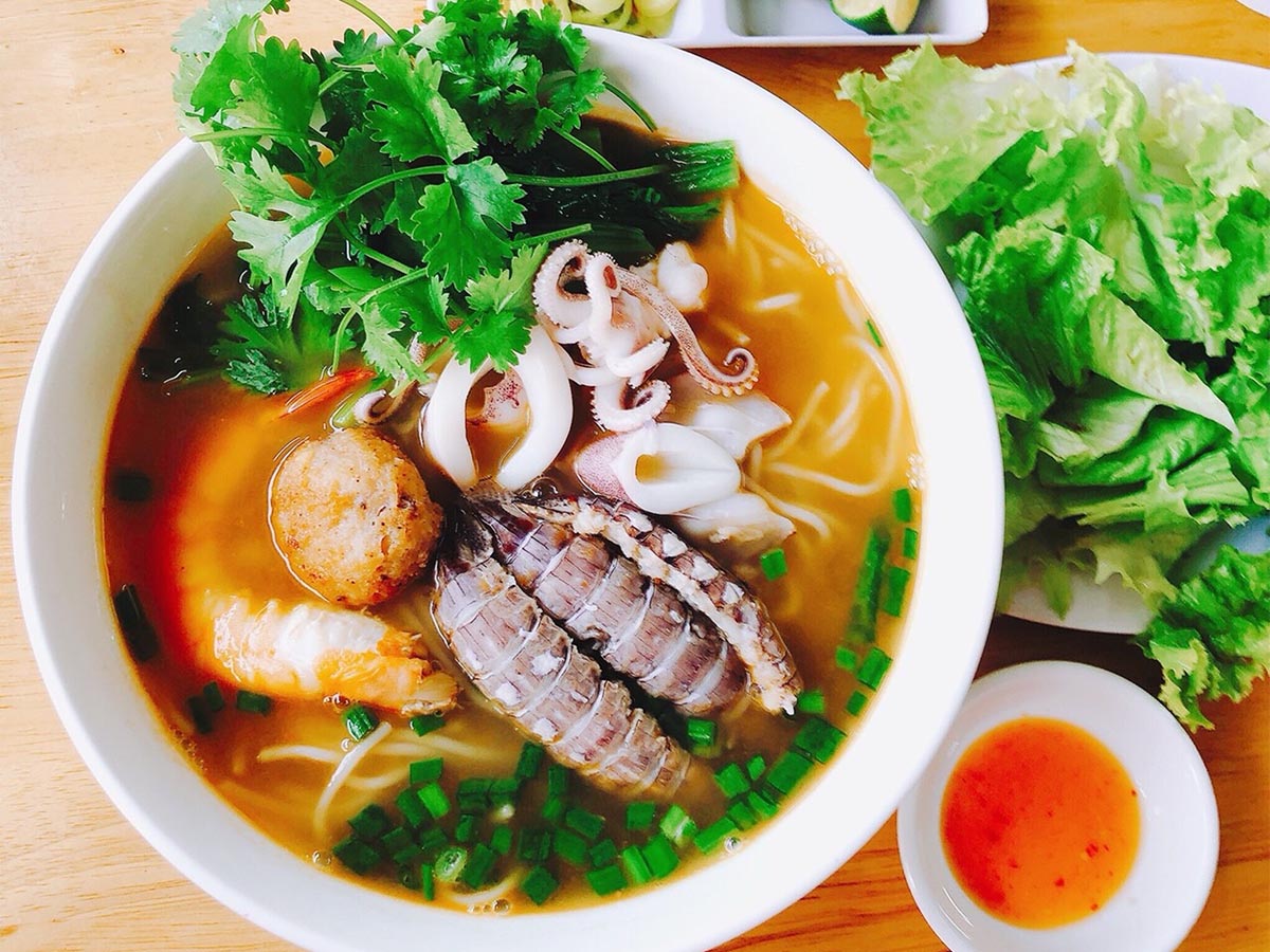 Địa chỉ mua đặc sản Móng Cái Quảng Ninh.