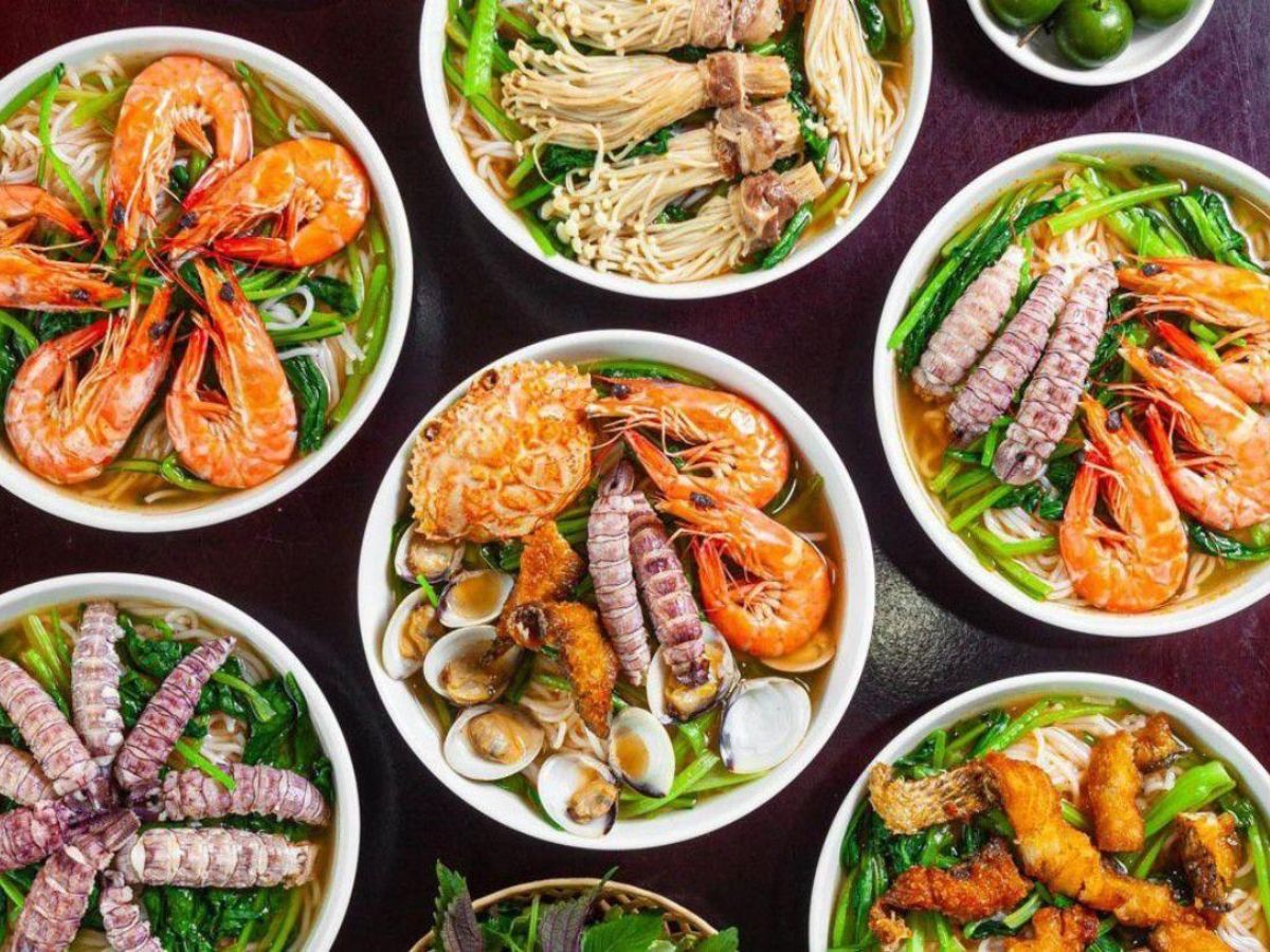 Ẩm thực Hạ Long vô cùng phong phú.