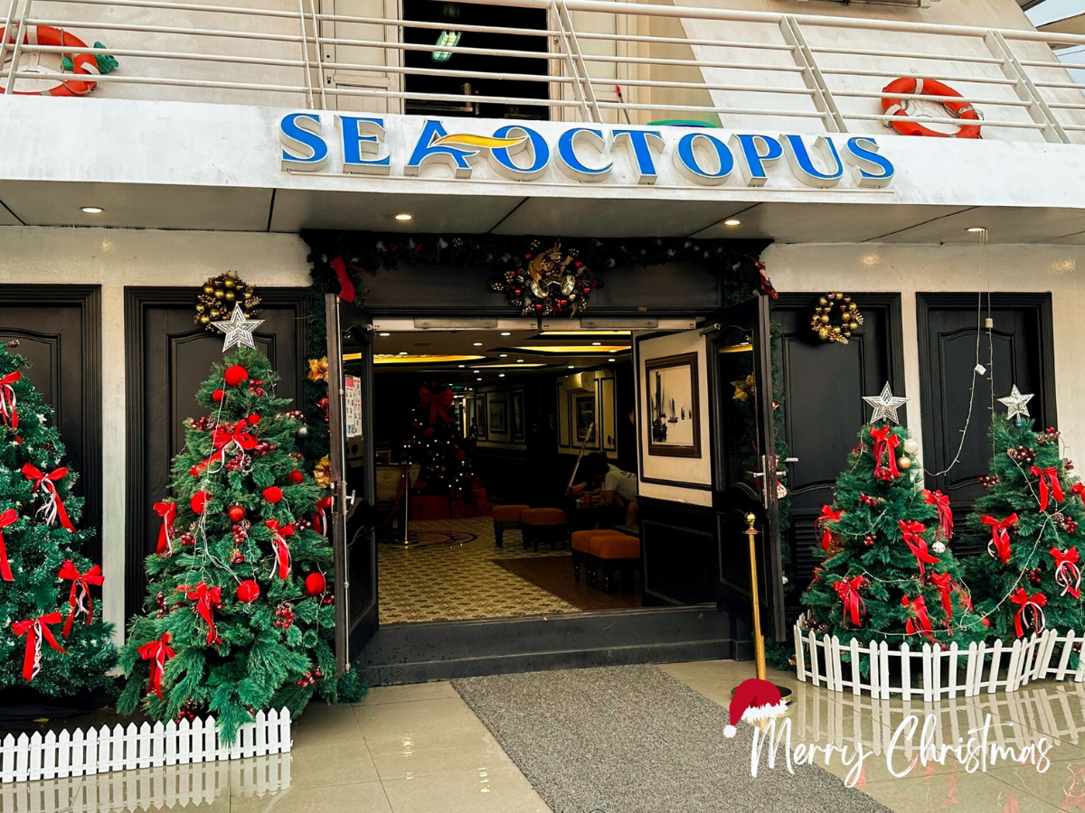 Du thuyền cũng là địa điểm nhận được nhiều sự chú ý mỗi dịp Giáng sinh tới.