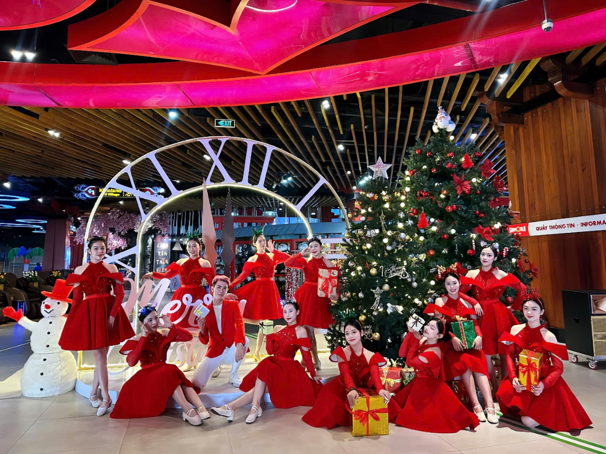 Sun World Ha Long lộng lẫy mỗi dịp đón Giáng Sinh nhiệm màu và ngập tràn yêu thương.