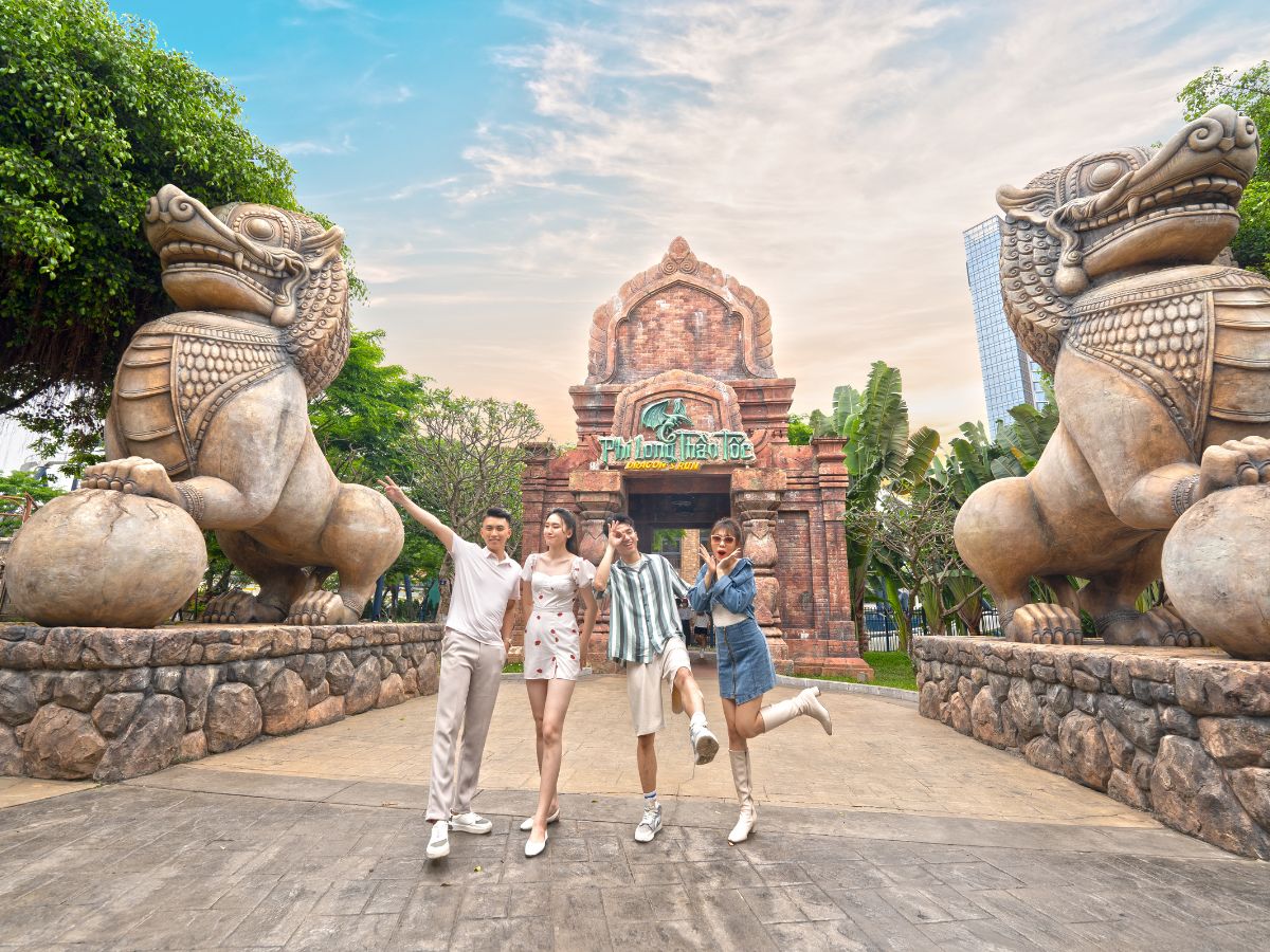 Vui chơi tại Sun World Ha Long trước khi kết thúc hành trình.