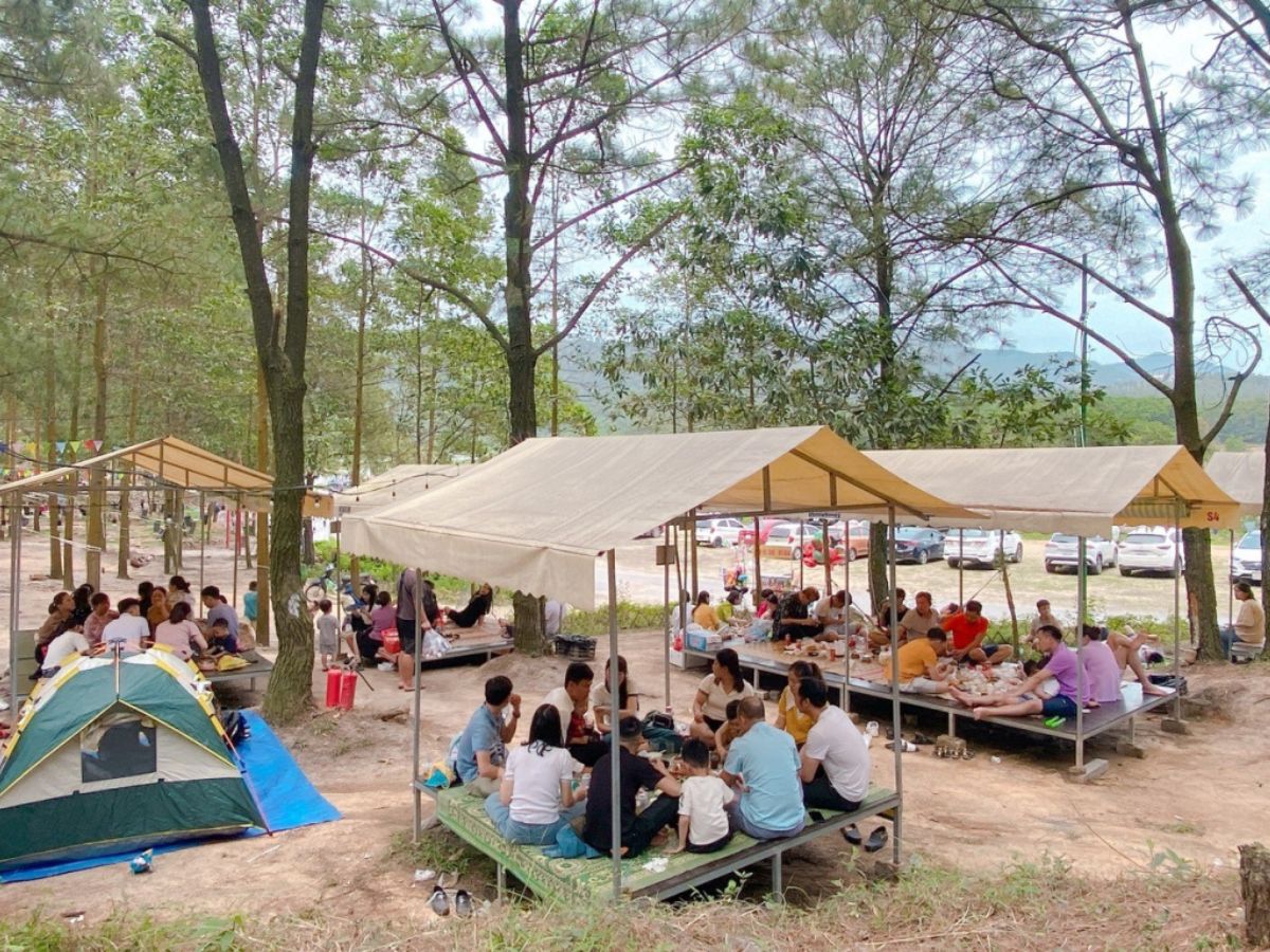 Trải nghiệm picnic tại hồ Yên Trung Quảng Ninh