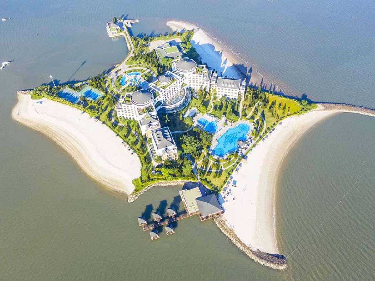 Đảo Rều Quảng Ninh là biểu tượng phát triển du lịch xanh của tỉnh