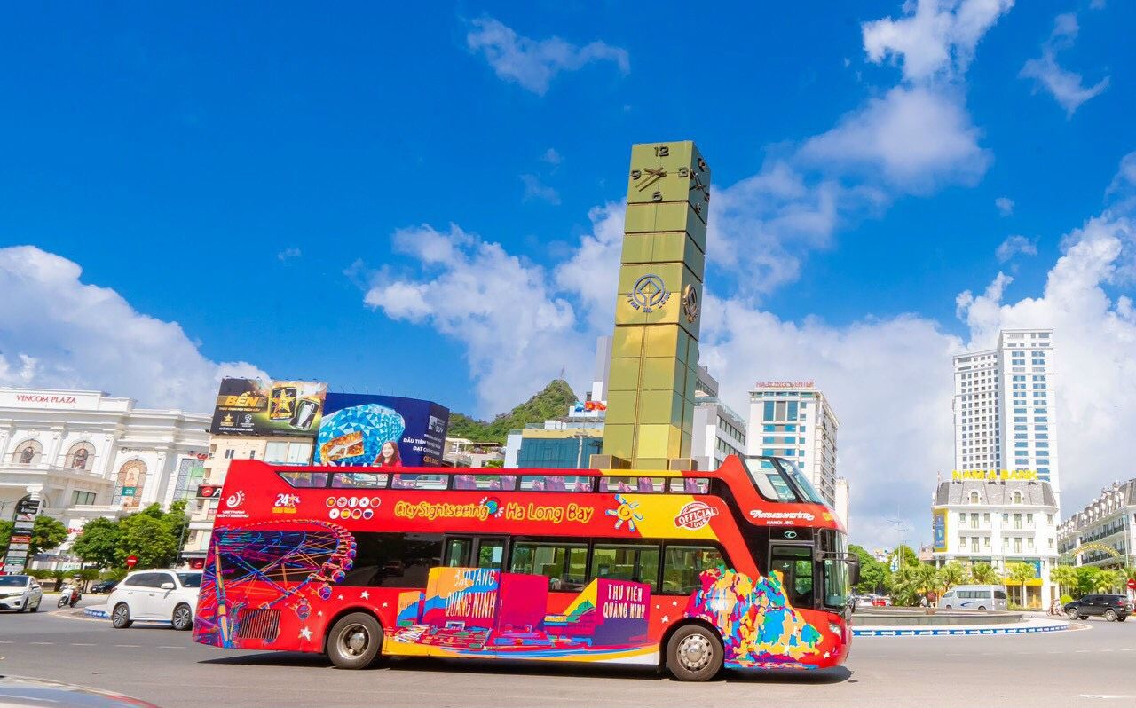 Nhà xe uy tín, dịch vụ hiện đại giúp chuyến đi thoải mái.