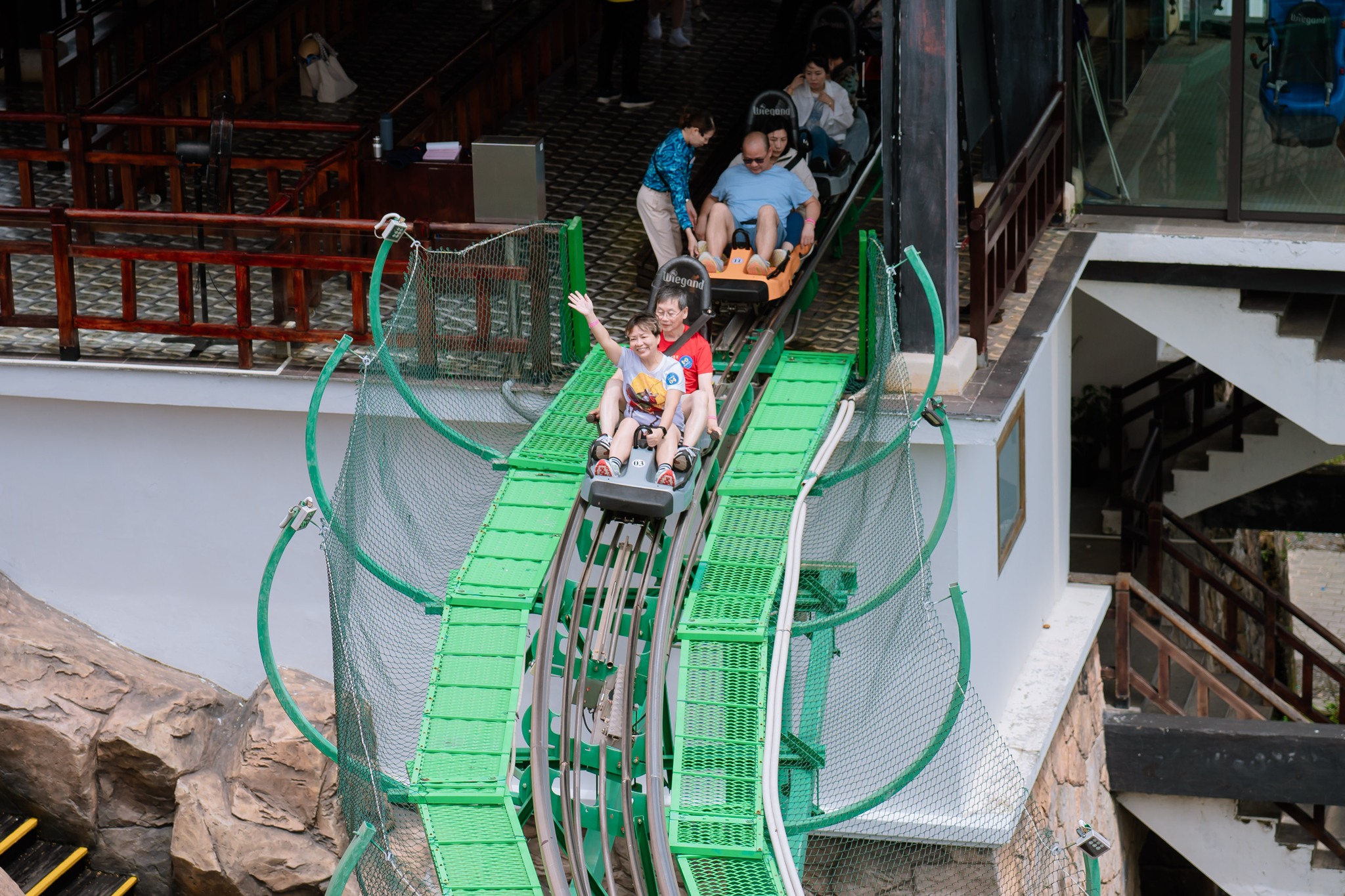 Lịch cá nhân quyết định chọn ngày tham quan Sun World Ha Long.