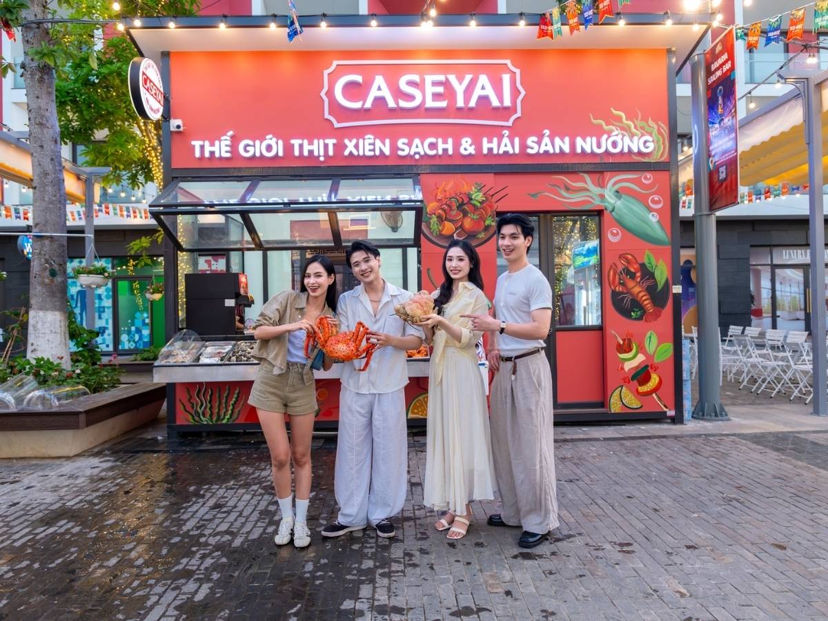 Khi tìm hiểu kinh nghiệm đi VUI-Fest Hạ Long, chi phí luôn là yếu tố quan trọng cần nắm rõ để lên kế hoạch hợp lý.