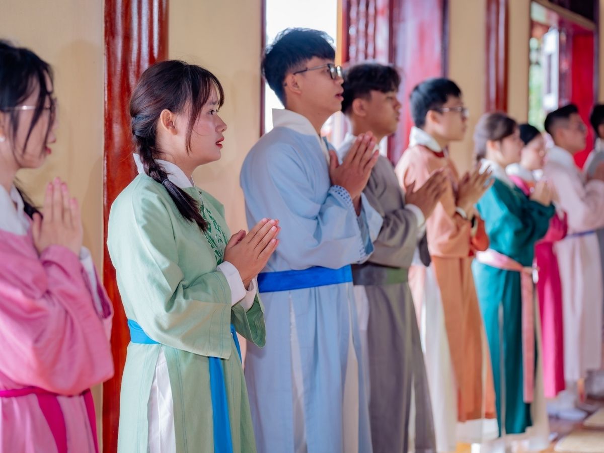 Sun World Ha Long kết hợp du lịch tâm linh chùa Ba Vàng