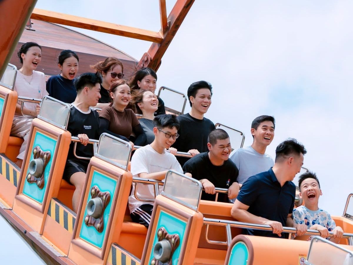 Nếu gia đình muốn kết hợp vui chơi trong chuyến đi, Sun World Ha Long có nhiều lựa chọn vé phù hợp với từng nhu cầu.