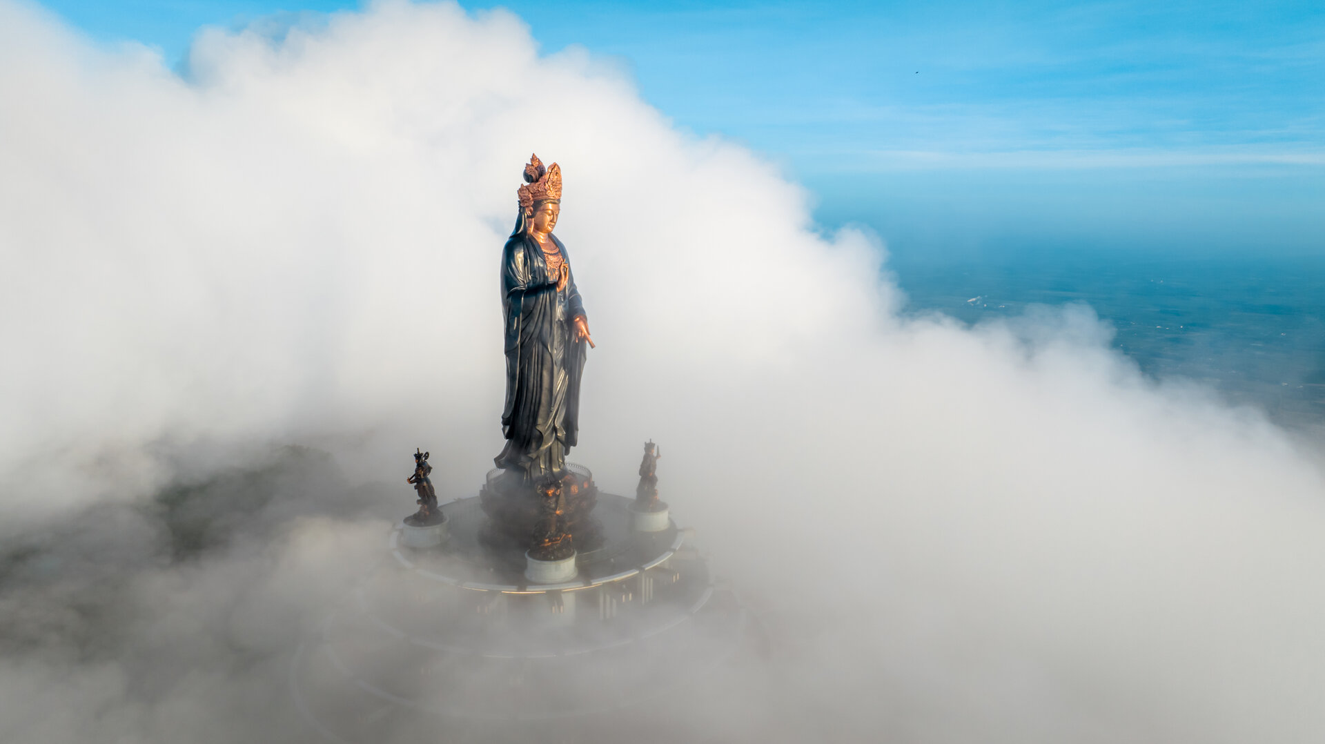 Sun World Bà Đen Mountain là một điểm đến văn hóa tâm linh giúp hành trình thêm trọn vẹn.