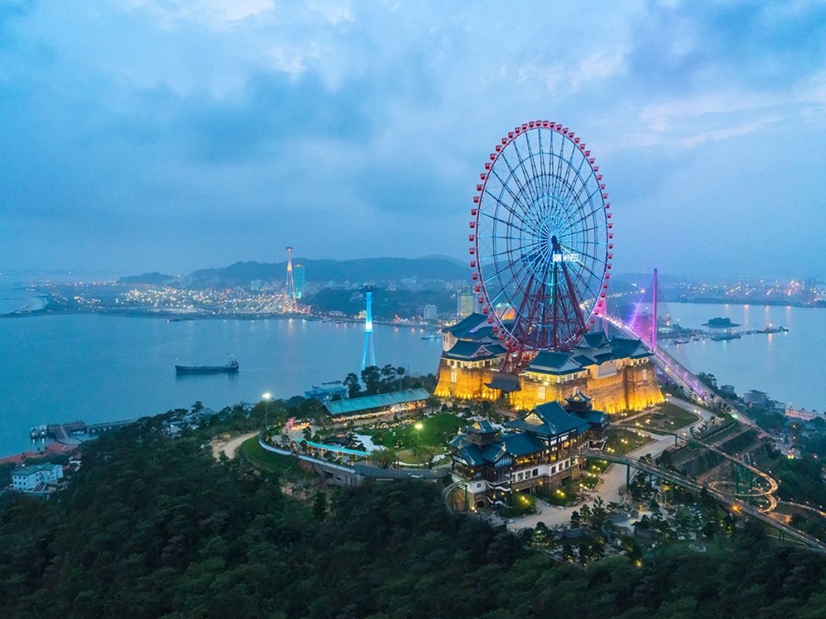 Sun World Ha Long thiên đường giải trí hàng đầu Quảng Ninh mà du khách không thể bỏ lỡ.