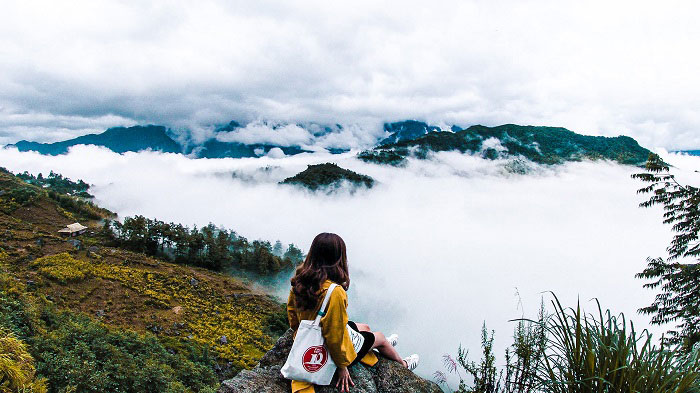 Bản Sâu Chua hoang sơ với biển mây vô tận