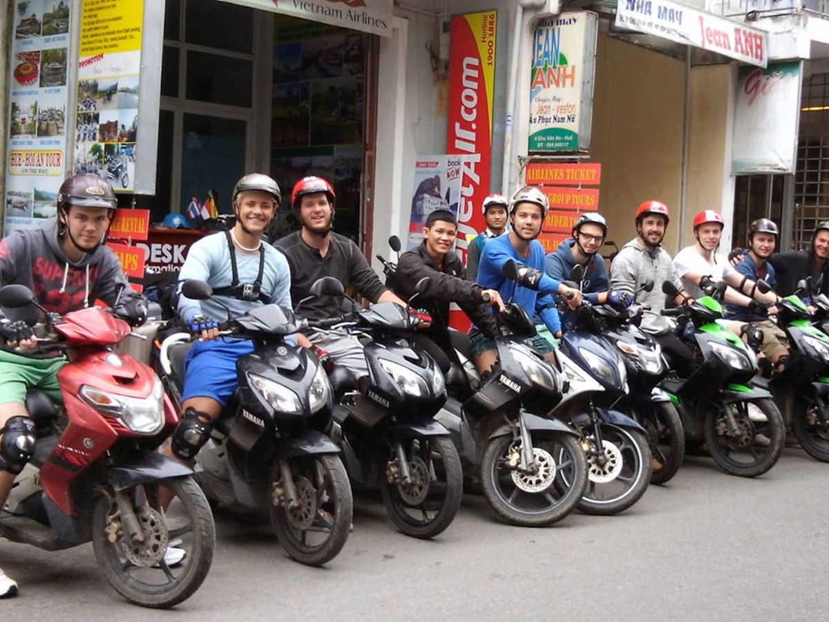 Rất nhiều địa điểm cho thuê xe máy ở Sapa, giúp hành trình của bạn dễ dàng và thuận tiện hơn.