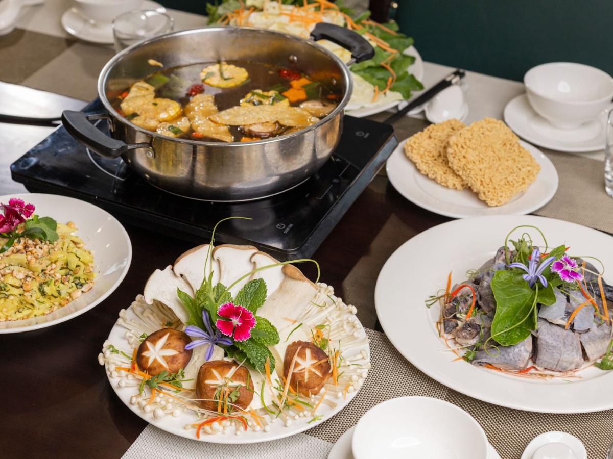 Thưởng thức văn hoá ẩm thực đặc sắc tại DeLaSol Sapa Hotel.