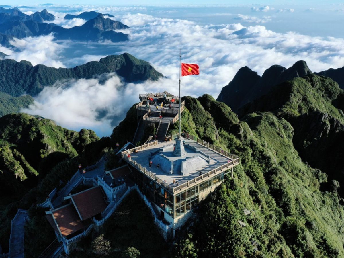 Cùng Sun World Fansipan Legend chinh phục "Nóc nhà Đông Dương".