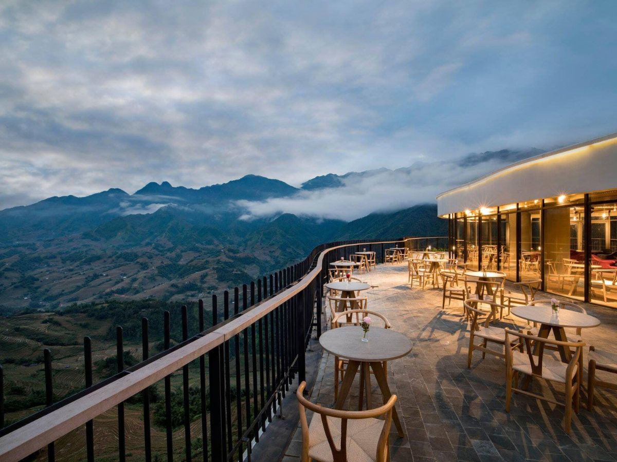 Pao’s Sapa Leisure Hotel với tầm nhìn toàn cảnh thung lũng, nơi bạn có thể tận hưởng kỳ nghỉ đẳng cấp giữa mây trời Tây Bắc.