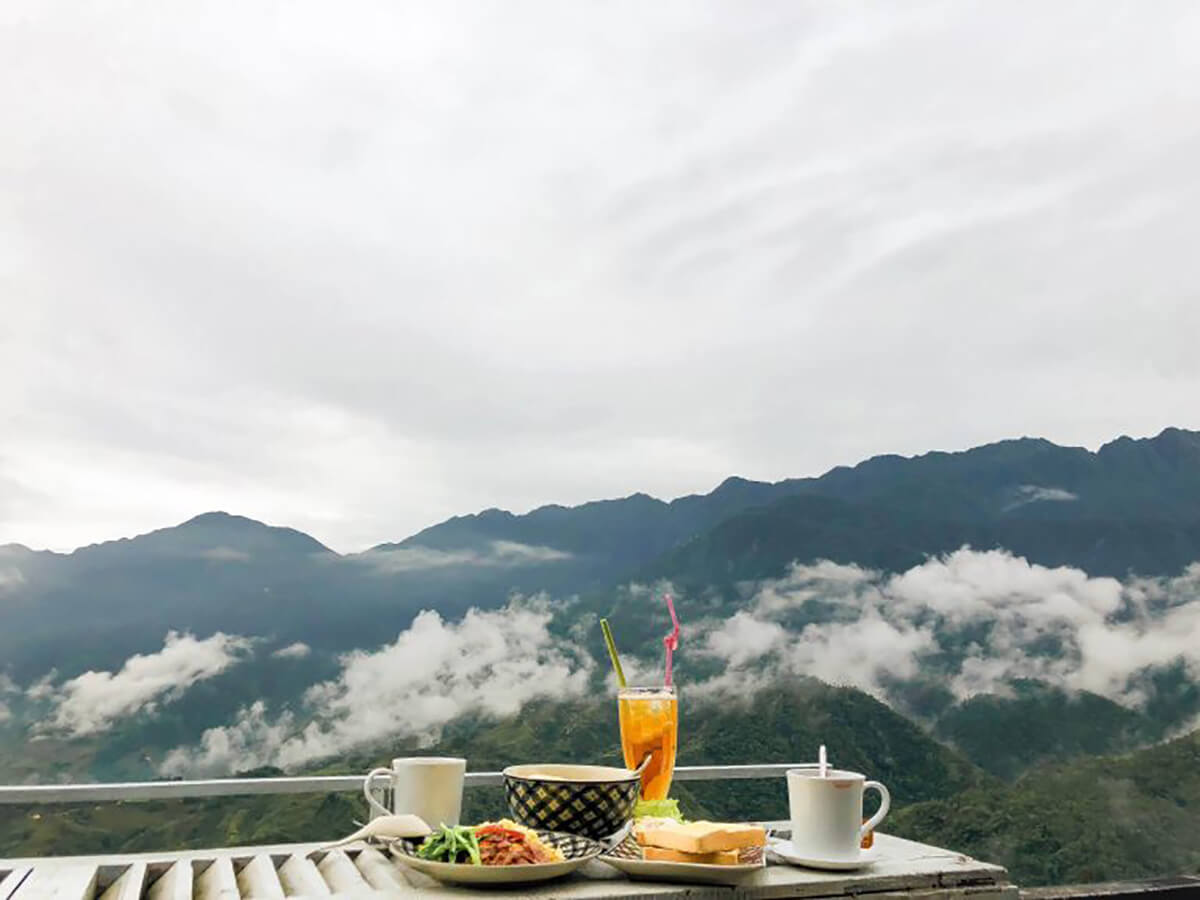 Vui chơi và thưởng thức cà phê ngắm cảnh giữa mây trời tại Swing Sa Pa.