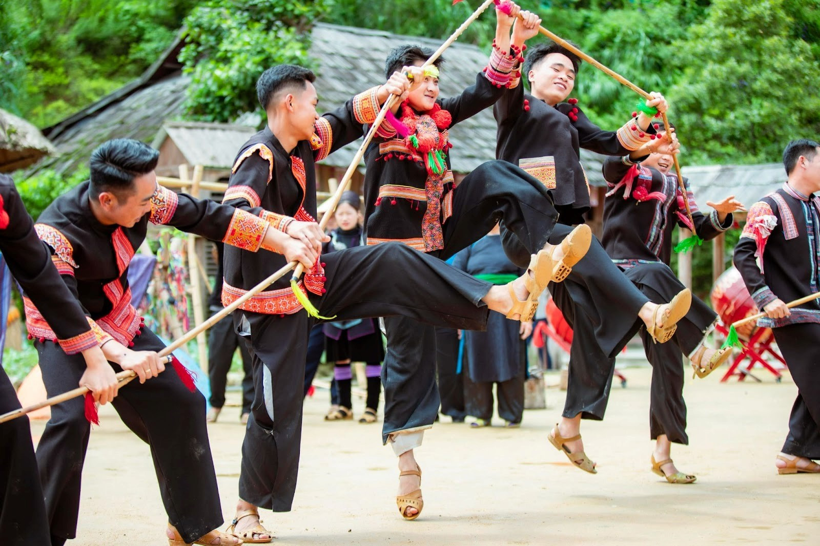 Sa Pa dịp Tết hấp dẫn du khách với vô số các hoạt động cộng đồng đặc sắc.