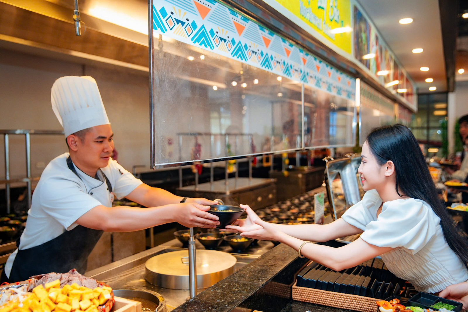 Buffet Vân Sam là lựa chọn lý tưởng cho những bữa ăn ngày Tết tại Sa Pa