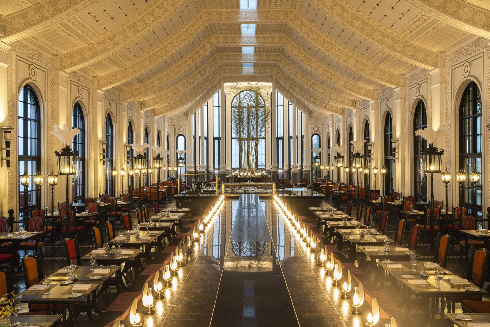 Thiết kế xa hoa mang âm hưởng châu Âu tại nhà hàng Chic