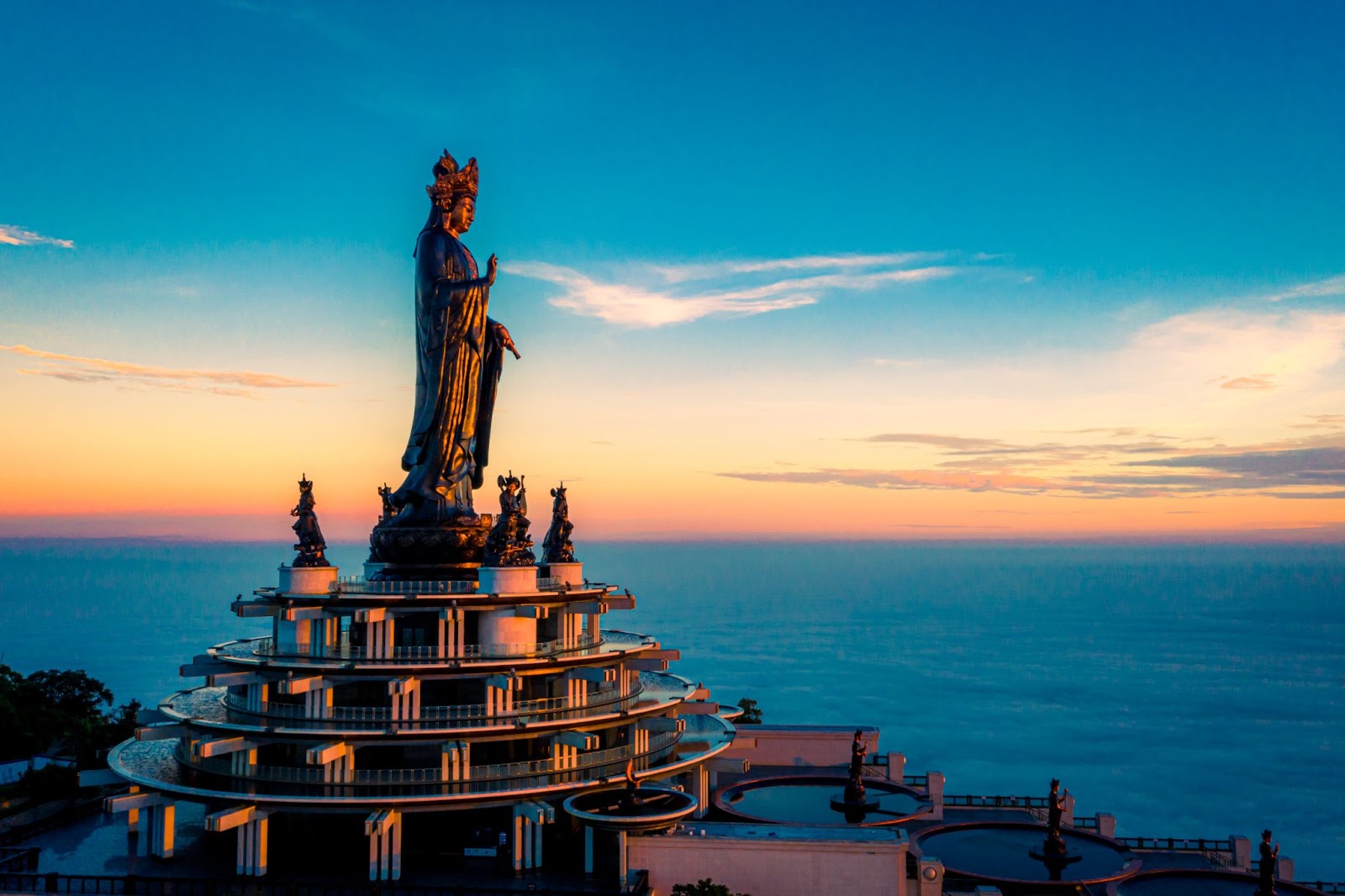 Tượng Phật Bà Tây Bổ Đà Sơn uy nguy giữa đất trời Tây Ninh
