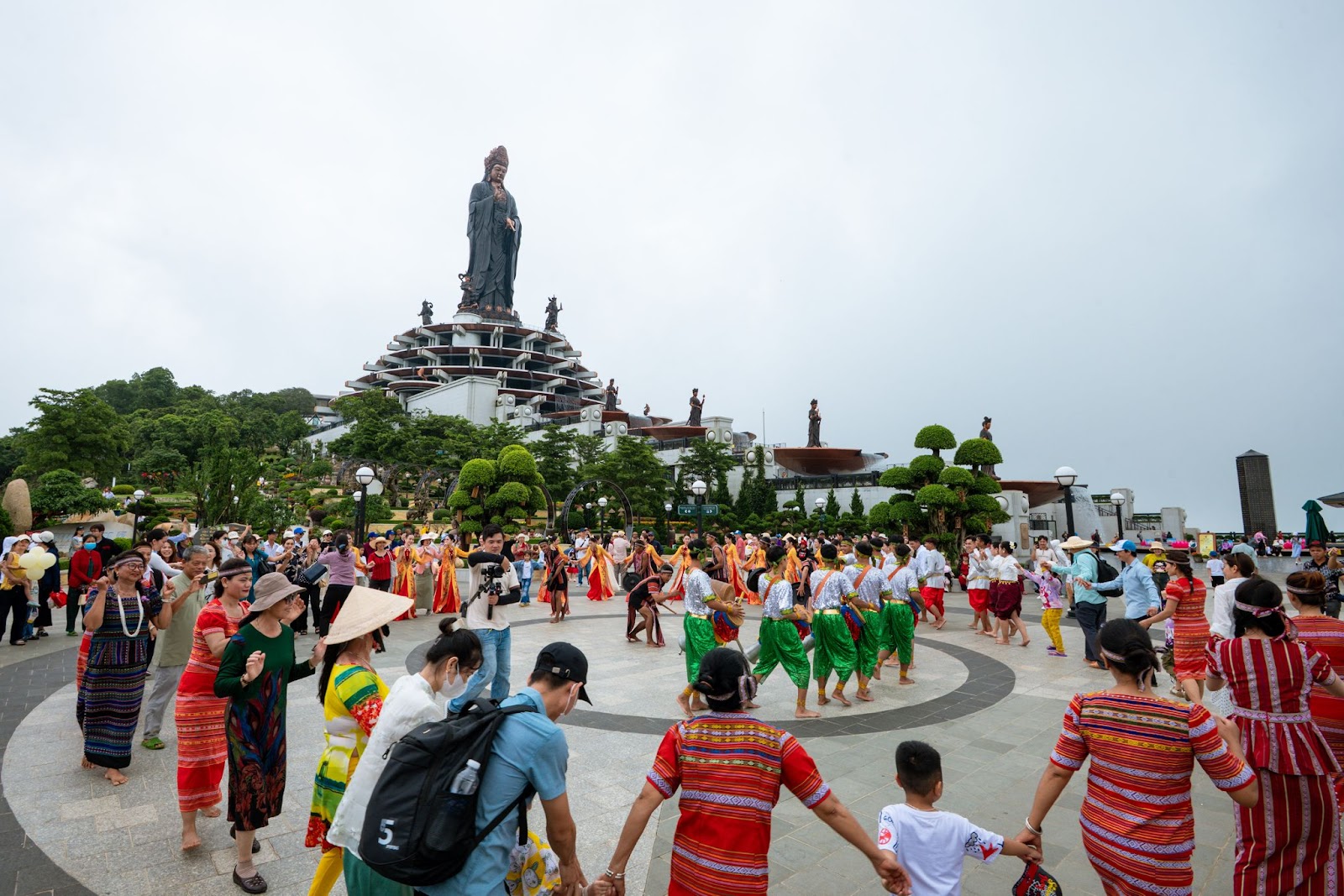 Hành trình du lịch Tây Ninh phong phú với đa dạng trải nghiệm.