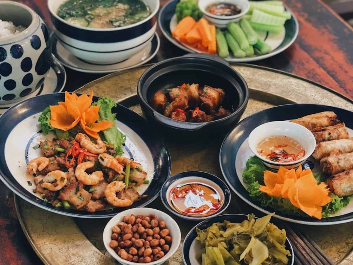 建议多代家庭游览西宁时选择的传统餐厅