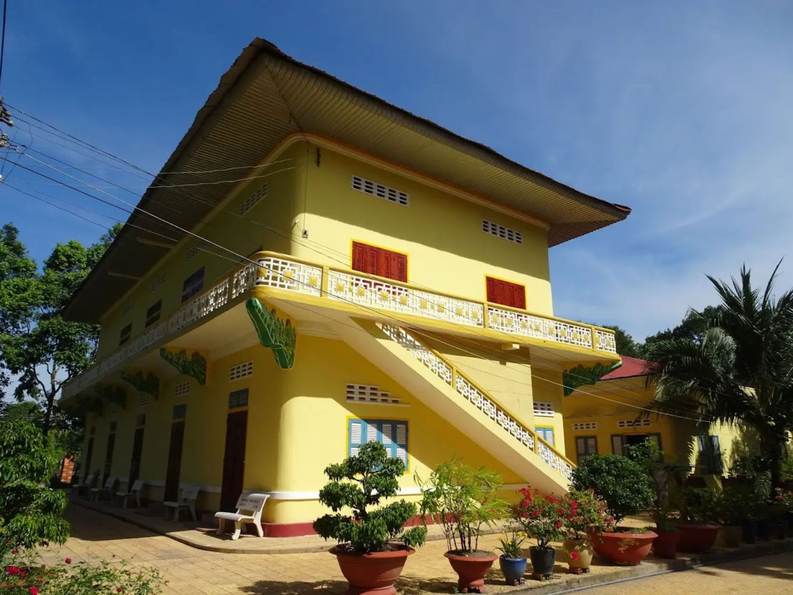 Trí Huệ Cung khoác lên mình vẻ đẹp bình yên.