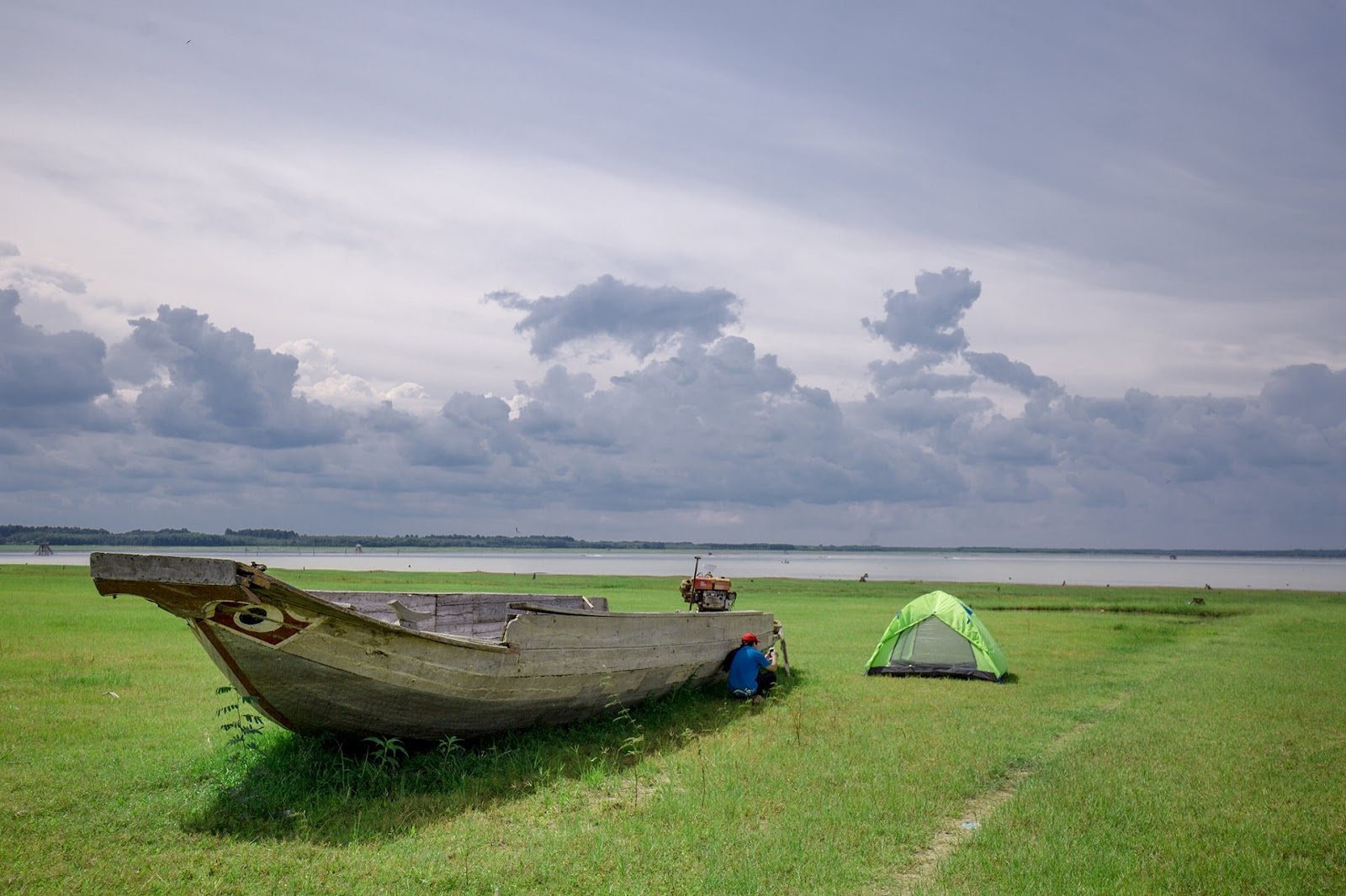 Cắm trại và hòa mình vào thiên nhiên trên đảo Nhím.