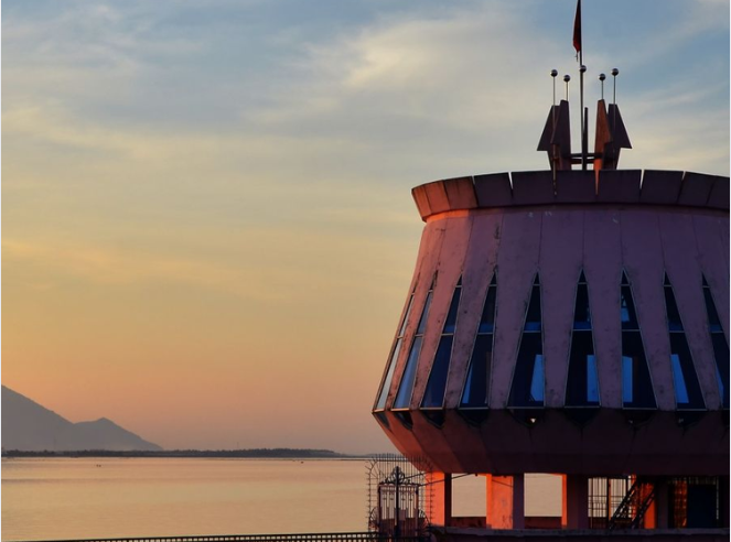 Вид на закат на озере Даутьенг.