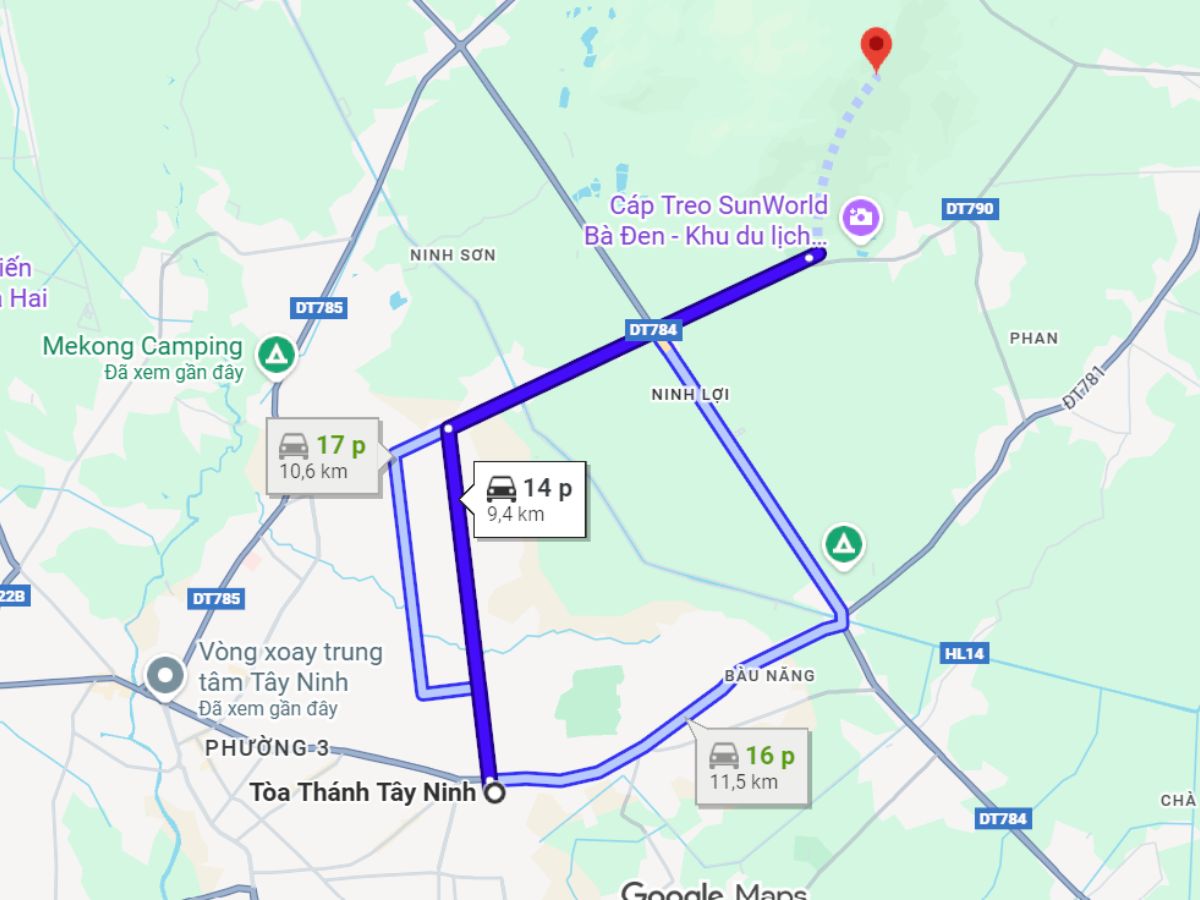 Chùa Trung nằm ngay chân núi Bà Đen, phường Bình Minh, Tây Ninh.