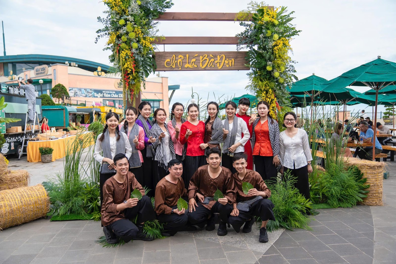 Du khách nên xem dự báo thời tiết trước chuyến đi để lựa chọn trang phục phù hợp nhất