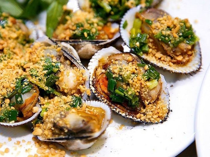 Món hàu nướng thơm ngon được bắt từ vùng biển Nghi Sơn.