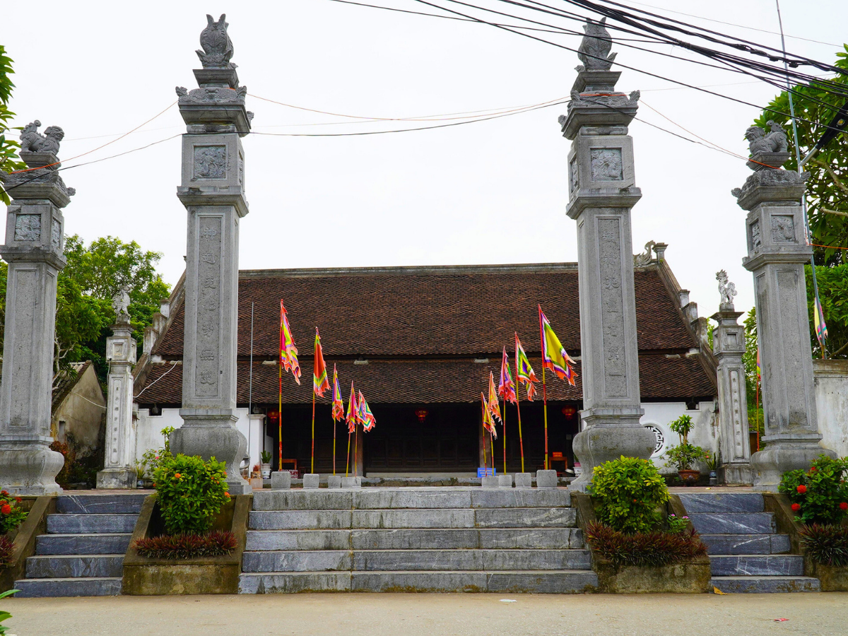 Đền Bà Triệu là điểm đến giàu ý nghĩa cho thế hệ trẻ tìm hiểu lịch sử, truyền thống yêu nước.