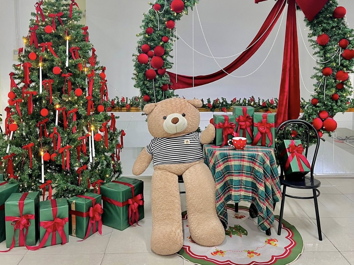 Không gian sống ảo được trang trí rực rỡ, đẹp mắt.