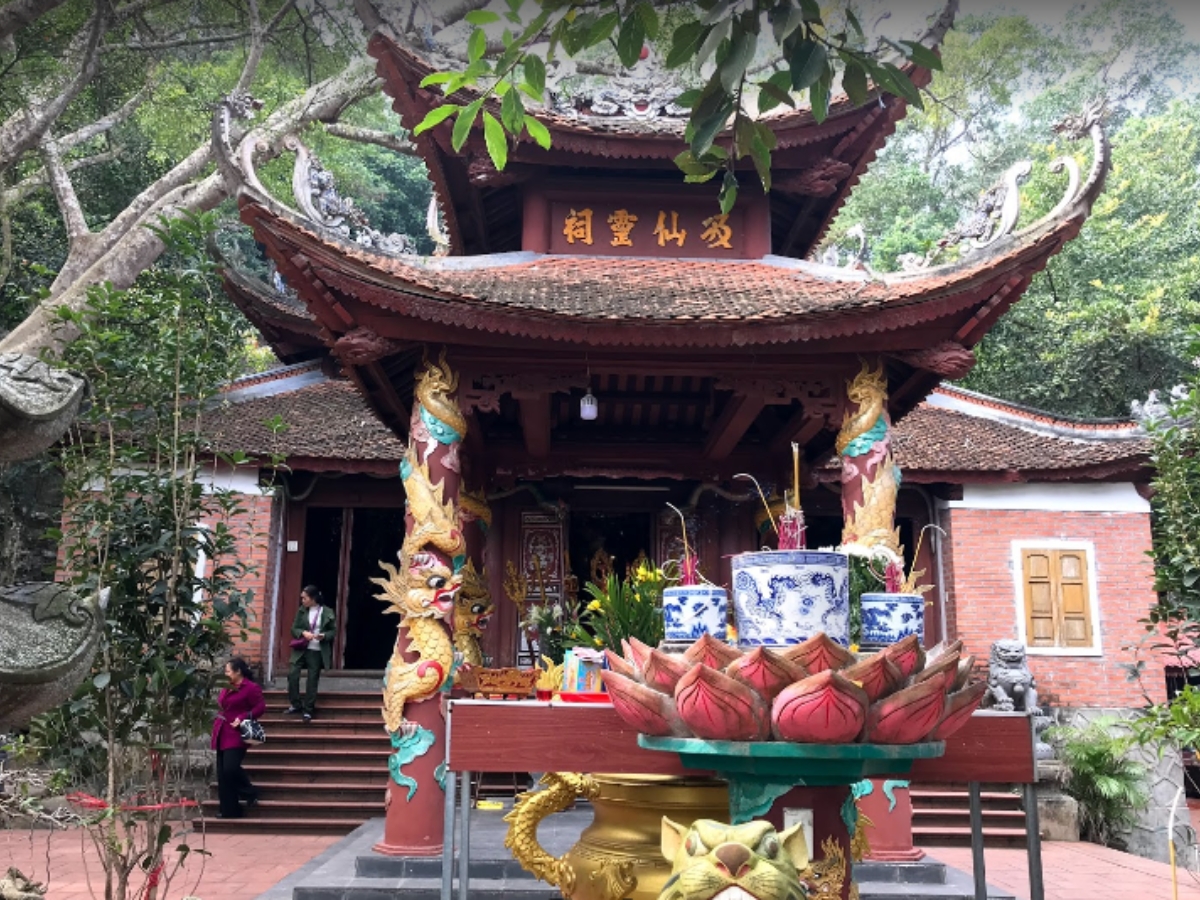 Chùa Cô Tiên là điểm đến tâm linh quen thuộc của người dân địa phương và du khách mỗi dịp đầu xuân.