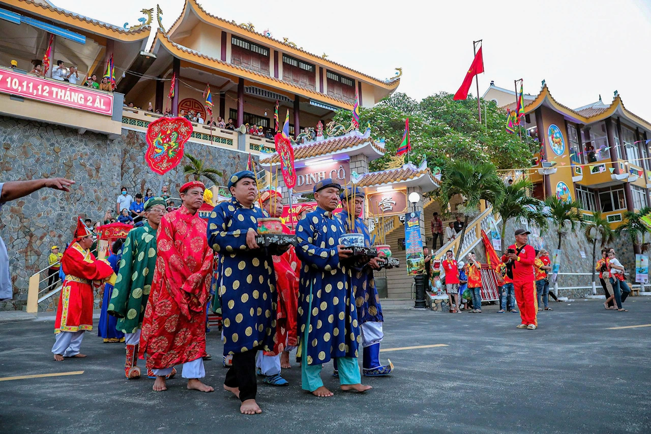 Lễ hội Dinh Cô Long Hải đã được bảo tồn qua nhiều thế hệ