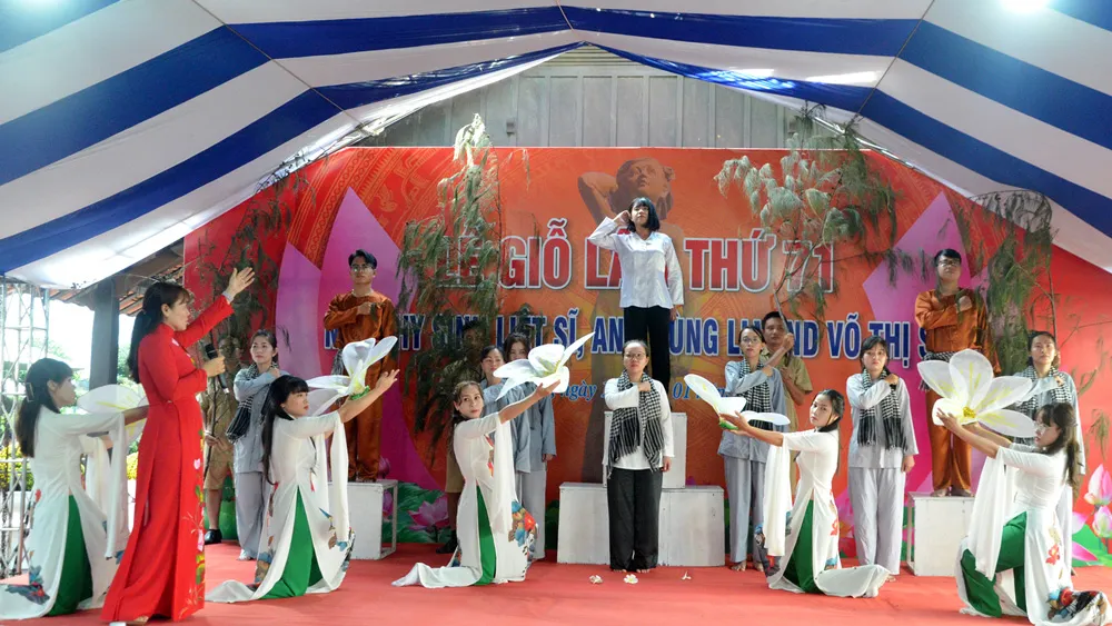 Các hoạt động văn hóa giáo dục nhằm ngày giỗ của chị Võ Thị Sáu