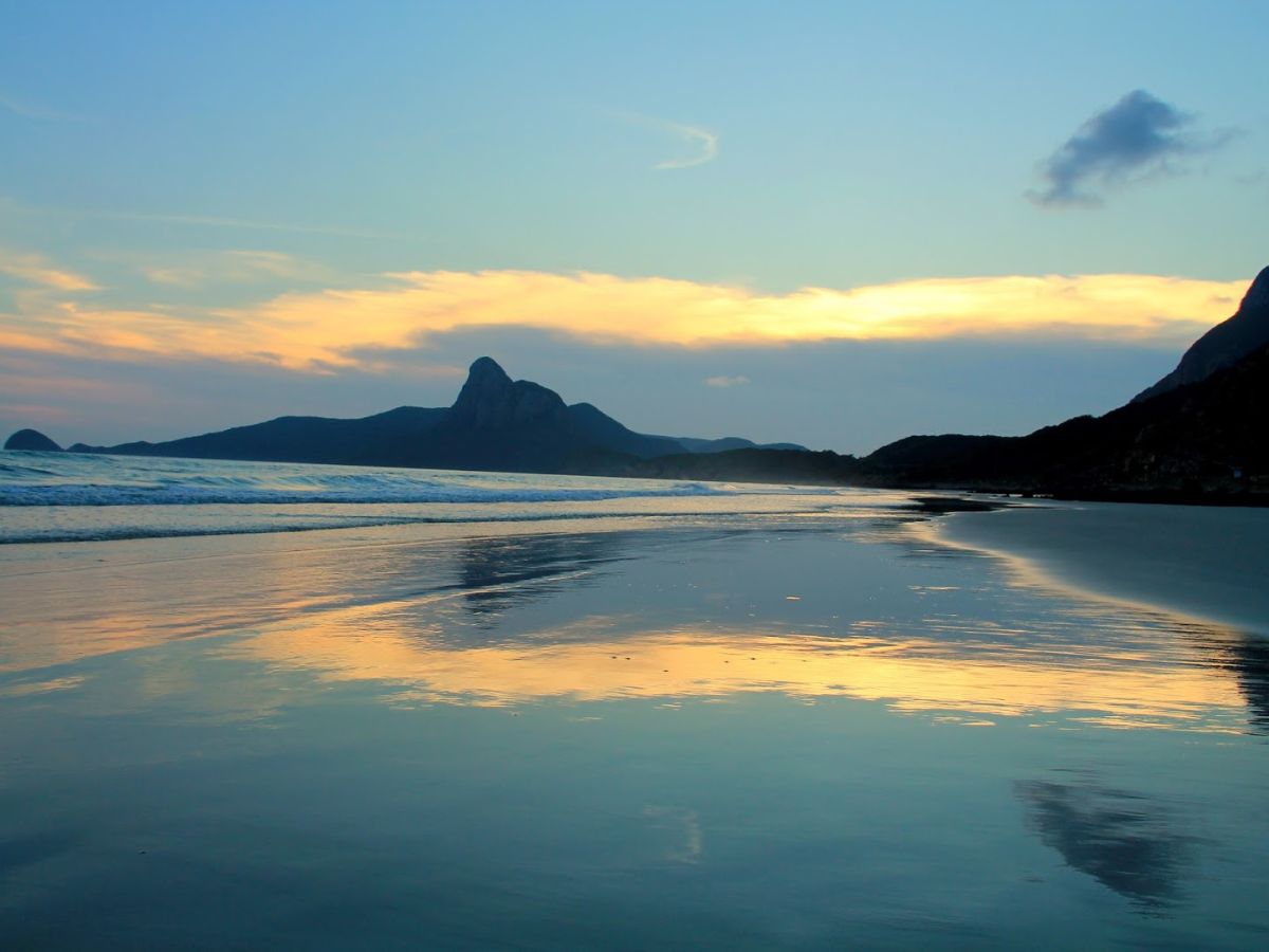 Đỉnh Tình Yêu Côn Đảo nằm trên khu vực Hòn Bà, Côn Đảo