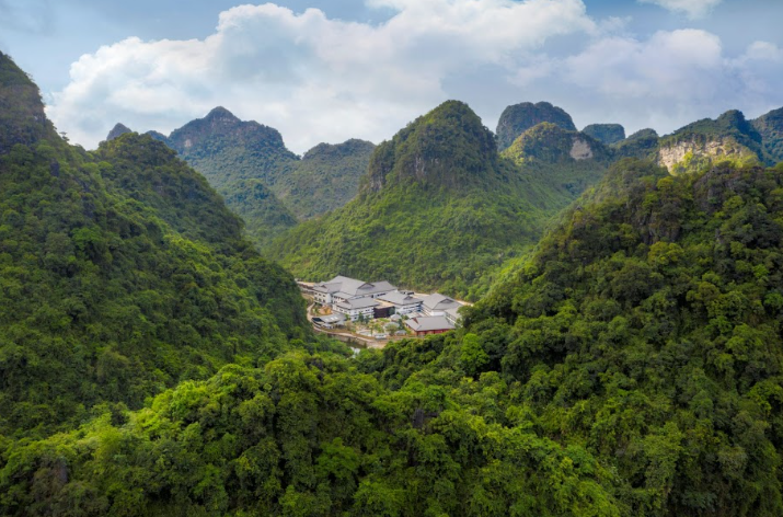 Yoko Onsen Quang Hanh ra đời vào thời điểm thế giới đóng băng bởi đại dịch&nbsp;