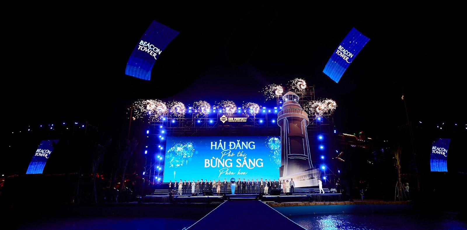 Không khí bùng nổ khi những thông tin mới về Beacon Tower được công bố.