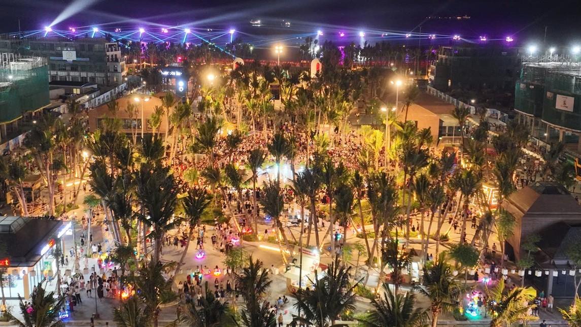 Với “1.001” tiện ích vui chơi, giải trí đẳng cấp, Xanh Island được ví như “phễu” hút khách du lịch đến với Cát Bà