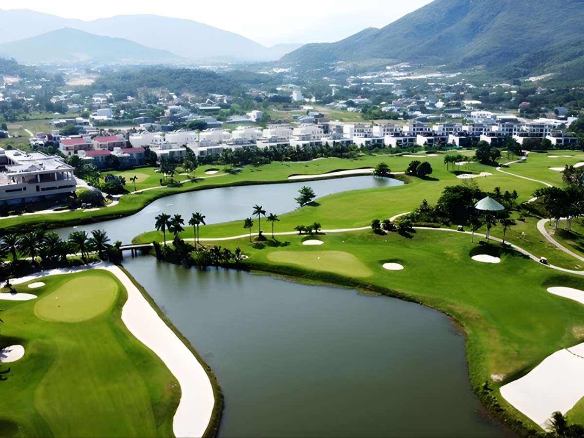 Khu nghỉ dưỡng khai thác cho thuê lưu trú du lịch.