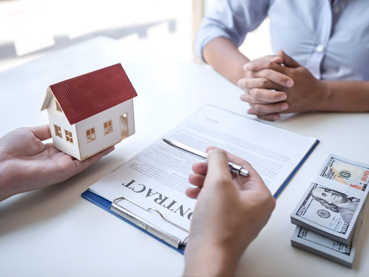 Hợp đồng đặt cọc mua đất thiếu điều khoản dễ phát sinh tranh chấp.