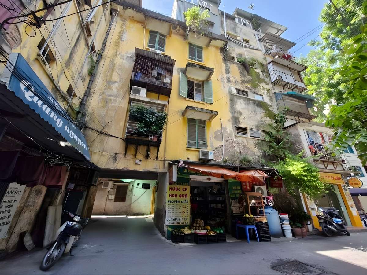 Hạn chế cần cân nhắc khi mua nhà tập thể Hà Nội cũ.