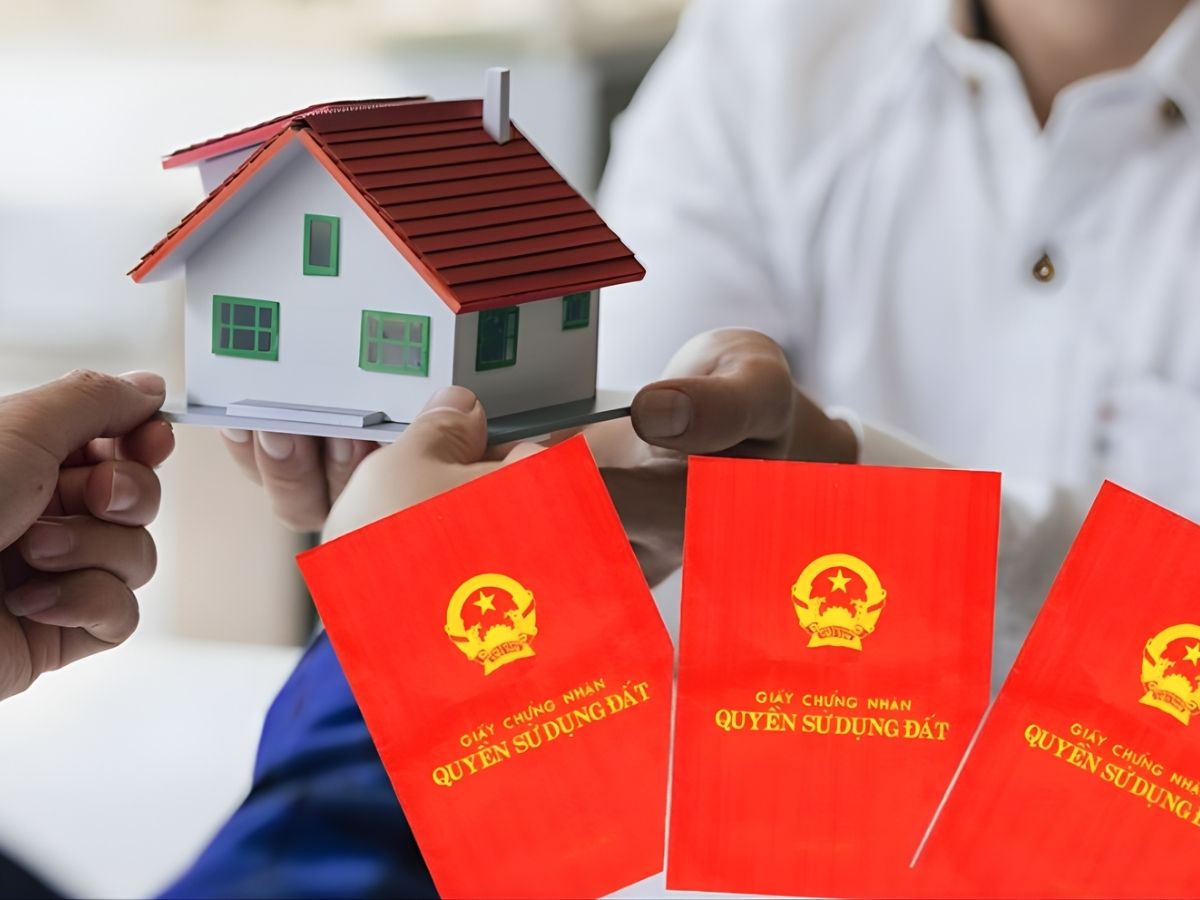 Nhà sổ chung có thể gặp rủi ro xây dựng sai phép.