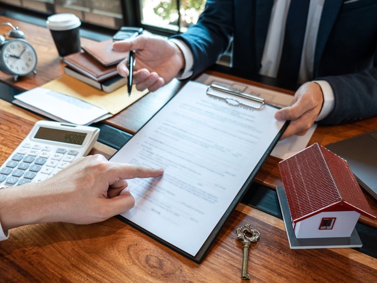 Hợp đồng đặt cọc cần ghi rõ thông tin căn hộ.