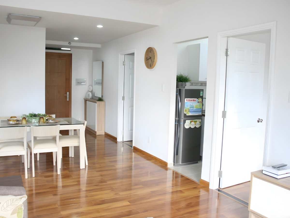 Mua nhà nhỏ dưới 300 triệu và thuê dài hạn đều có ưu điểm kèm hạn chế nhất định.