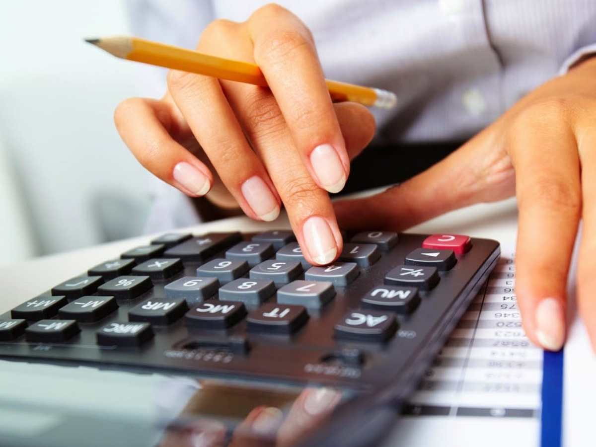 Mức thu phí công chứng mua bán nhà sẽ có sự chênh lệch cao thấp dựa theo giá trị tài sản.