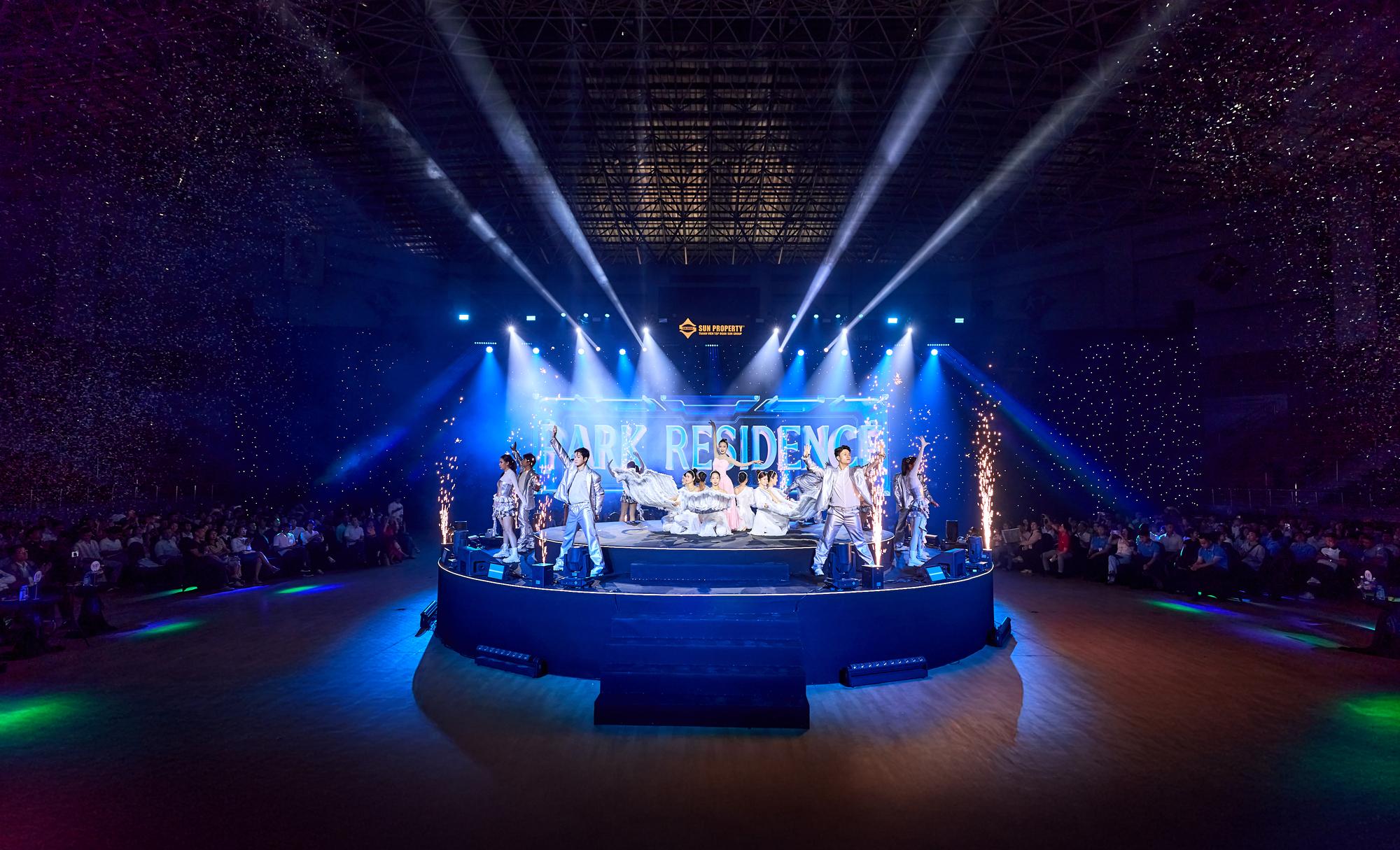 Sân khấu nghệ thuật ấn tượng, truyền tải chân thực chất sống tại Park Residence.