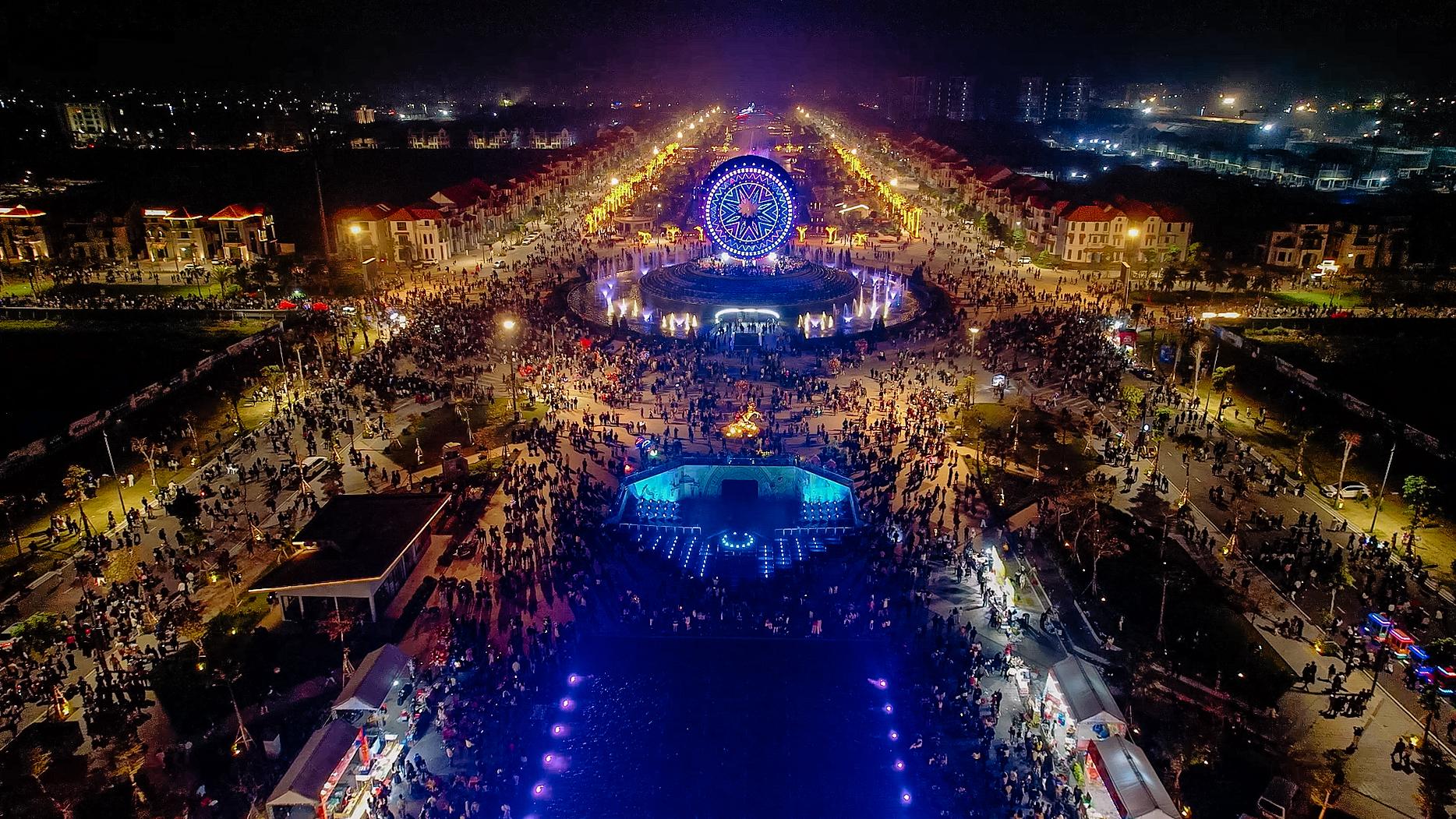 Sun Urban City ghi nhận nhịp sống sôi động sau hơn một năm triển khai.